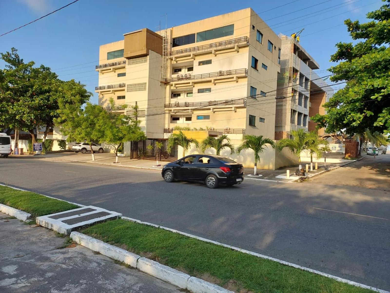 Apartamento , 2 Quartos, Proximo A Vila, 80 M Do Mar Порту-де-Галиньяш Экстерьер фото